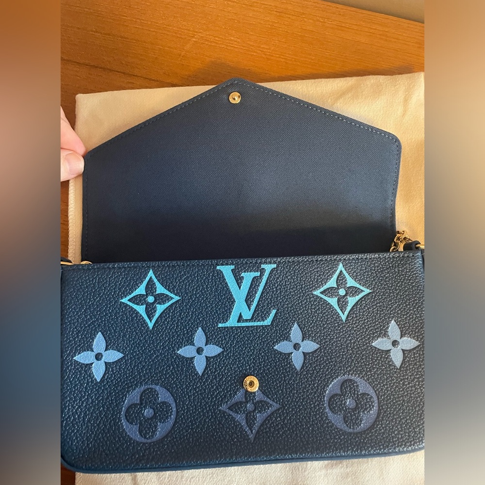Louis Vuitton Felicie Pochette Dégradé Bleu. 100% authentic - Picture 6 of 15
